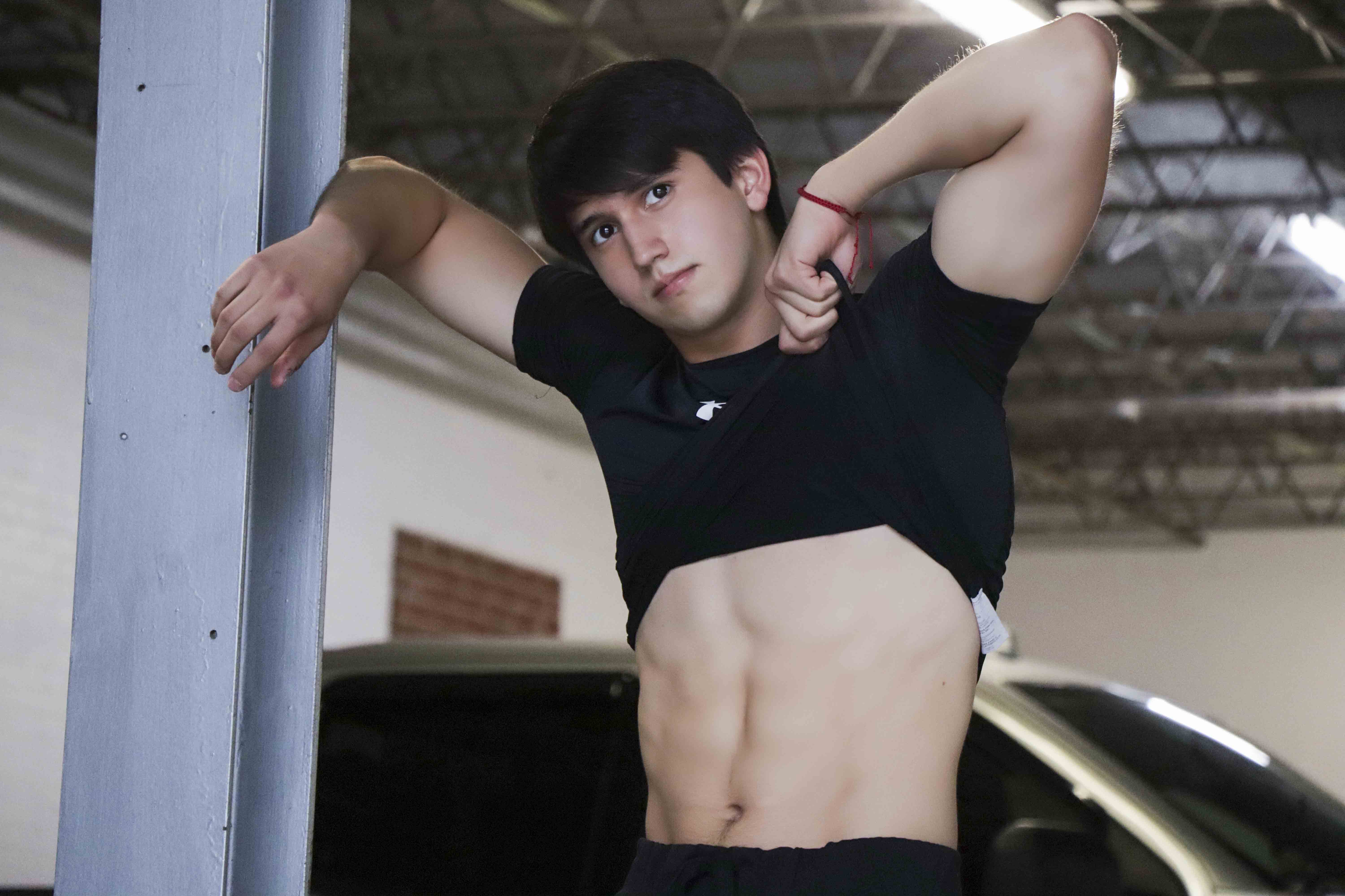 Derek Boyd Modeling Portfolio Image 16 - Fitness & Commercial